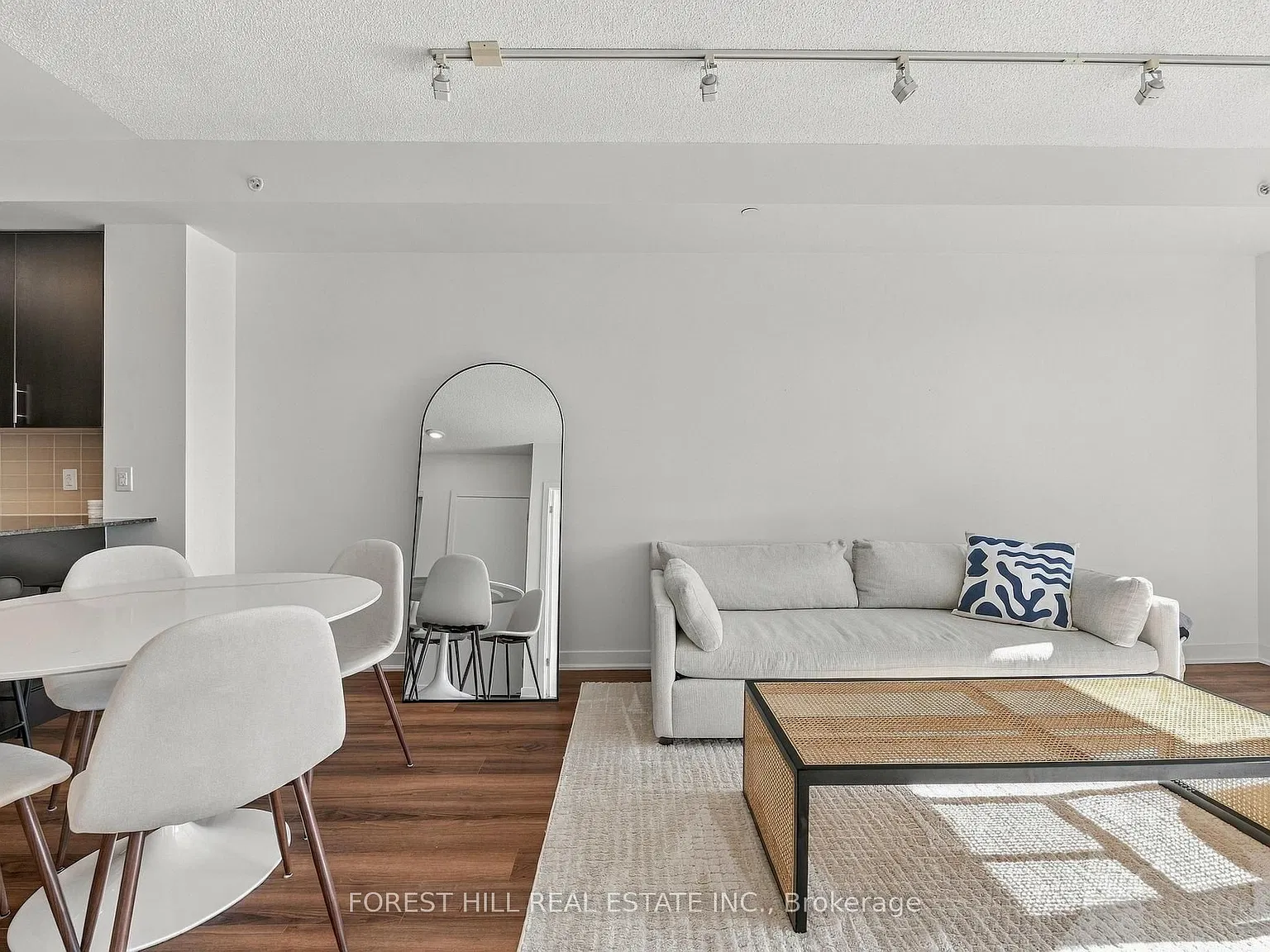 1 bed, $2,750 — Photo 4