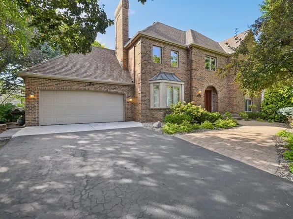 4615 Juneau Ln N, Plymouth, MN 55446