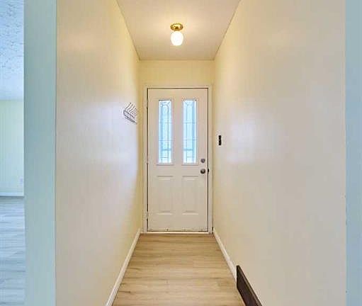 5th image of 28 SW Cornell Pl NW