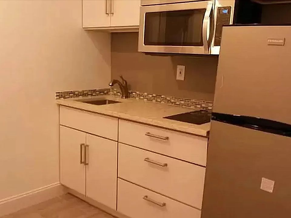 2nd image of 307 E 93rd St APT 1FW