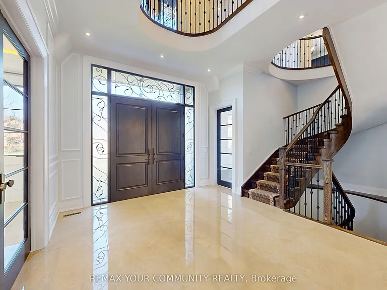 19 Blyth St — Photo 8