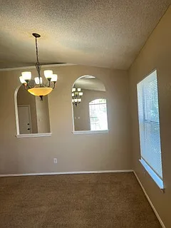 12105 Castle View Way — Photo 15