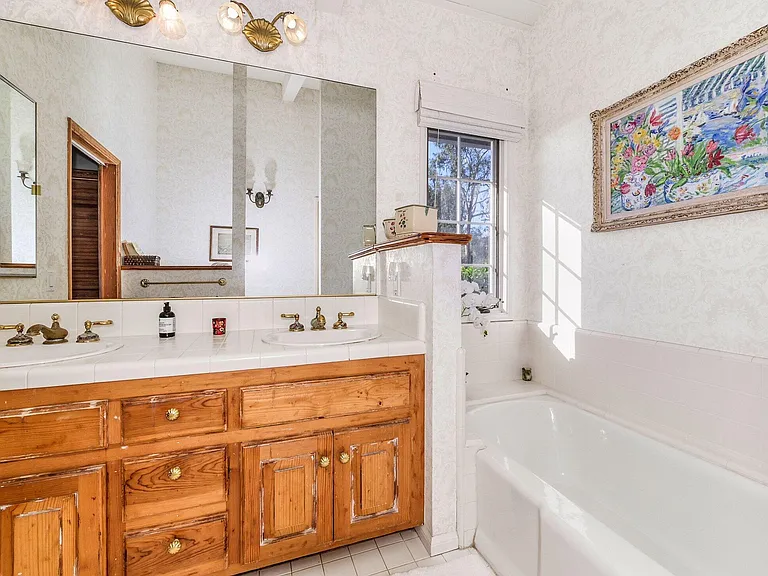 2315 Finney St — Photo 34