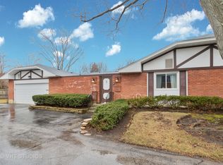 3 Coventry On Duxbury, Rolling Meadows, IL 60008