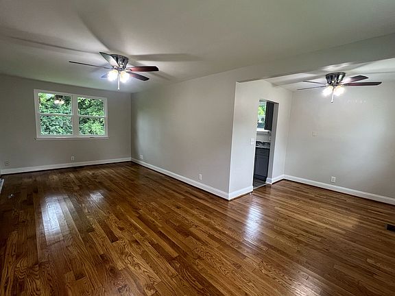 2nd image of 305 Anna Ct