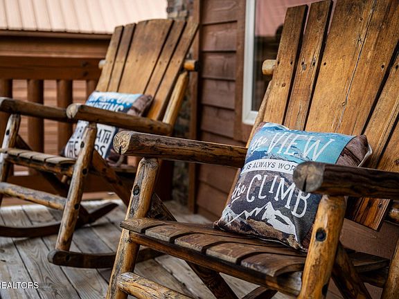 2nd image of 244 Forrest Loop Way