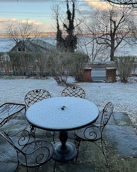 2nd image of 213 River Rd