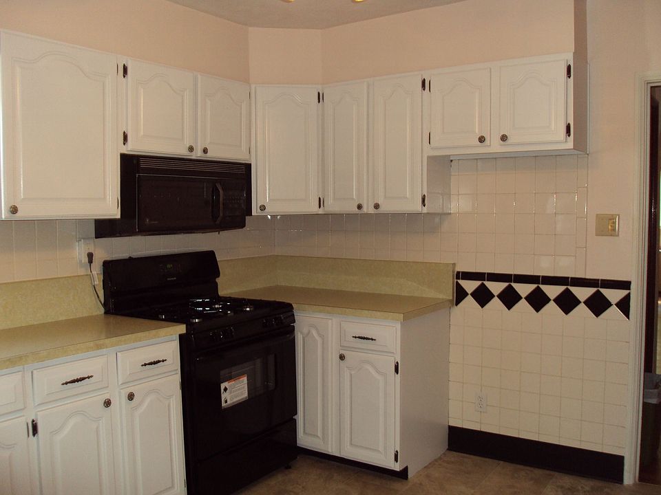 2nd image of 9279 Rambler Dr
