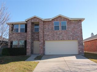9125 Riding Stable Ln, Fort Worth, TX 76123