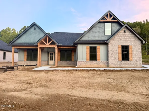 1420 Hairetown Rd, Johnson City, TN 37615