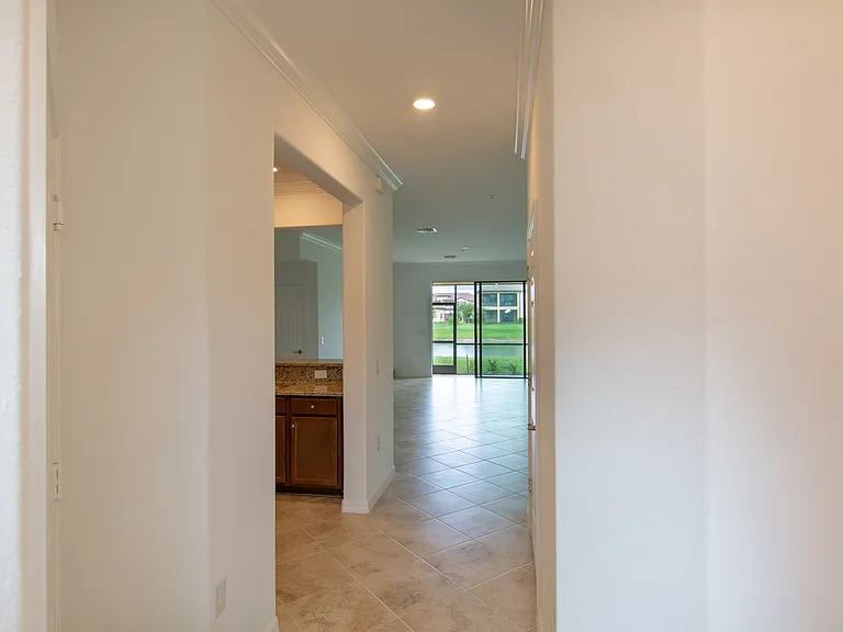 20450 Lagente Cir — Photo 5