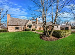 33W480 Thorncroft Dr, Wayne, IL 60184