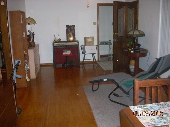 2nd image of 9112 Sorrento St