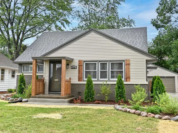 3236 North 93rd STREET, Milwaukee, WI 53222