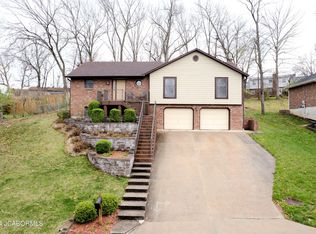 1049 Roseridge Cir, Jefferson City, MO 65101