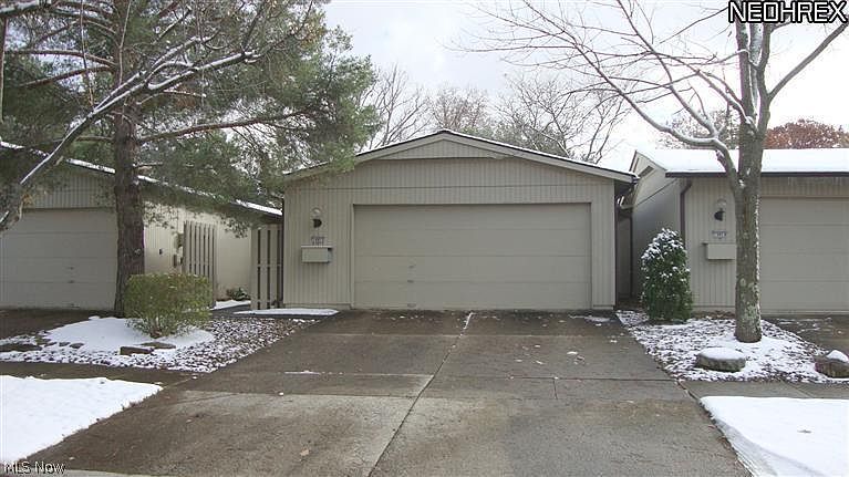 1st image of 19853 Dell Dr #7035