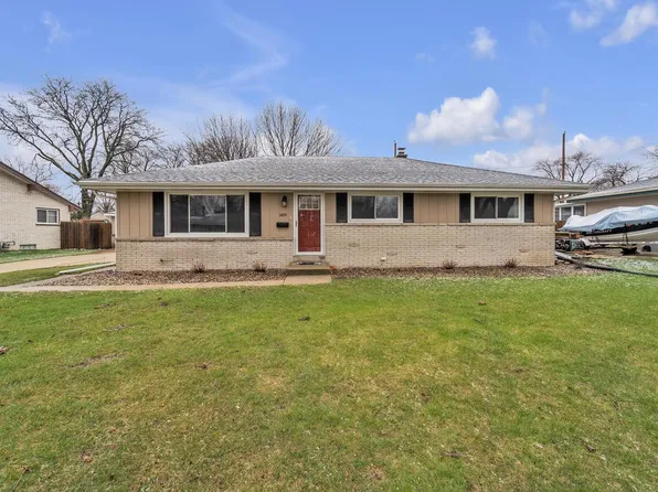 1409 West Maplewood COURT, Milwaukee, WI 53221