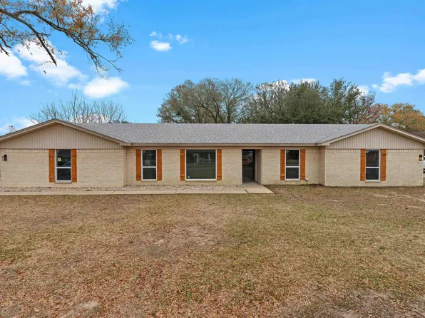 1908 Idylwood Dr, Kilgore, TX 75662