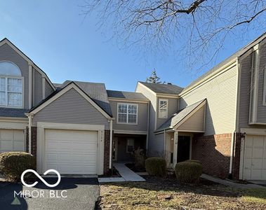 9524 Aberdare Dr #122, Indianapolis, IN, 46250