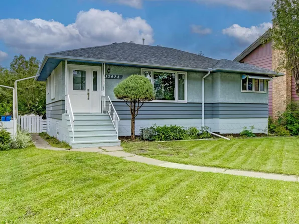 13024 Sherbrooke Ave NW, Edmonton, AB T5L 4E8