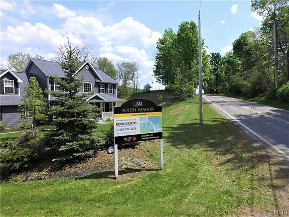 4th image of 31A S Meadow Dr