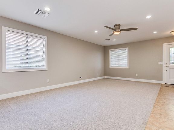 4th image of 5314 E Florian Ave
