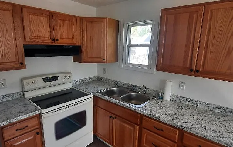 1211 State St #1211 — Photo 1
