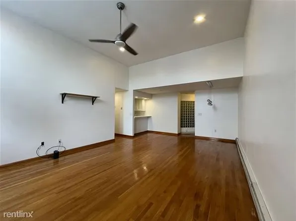 60 Gibson St APT 308, Dorchester, MA 02122