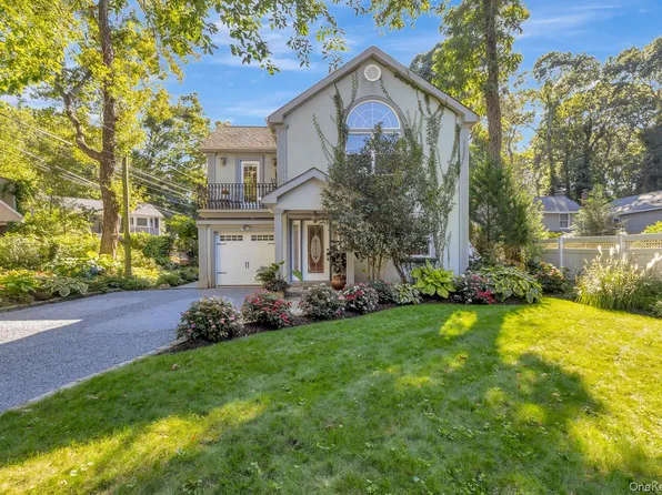 15 Wildwood Road, Wading River, NY 11792