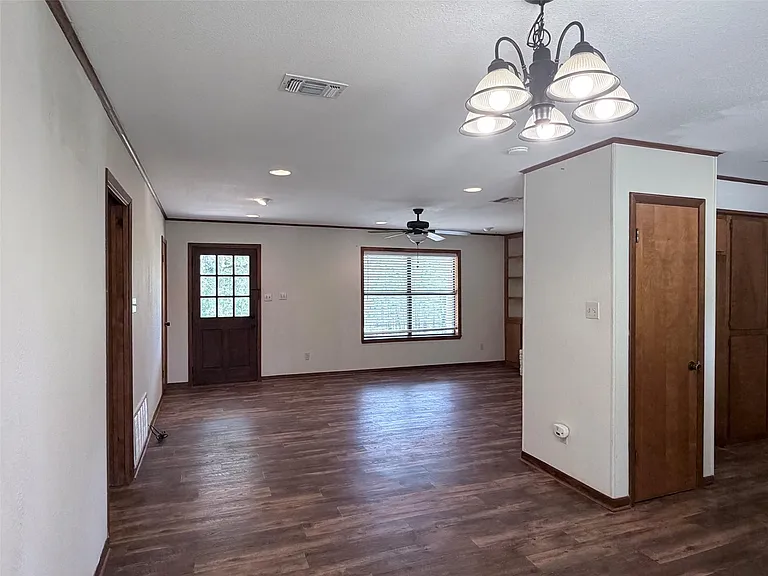 184 Affeld Ln — Photo 2