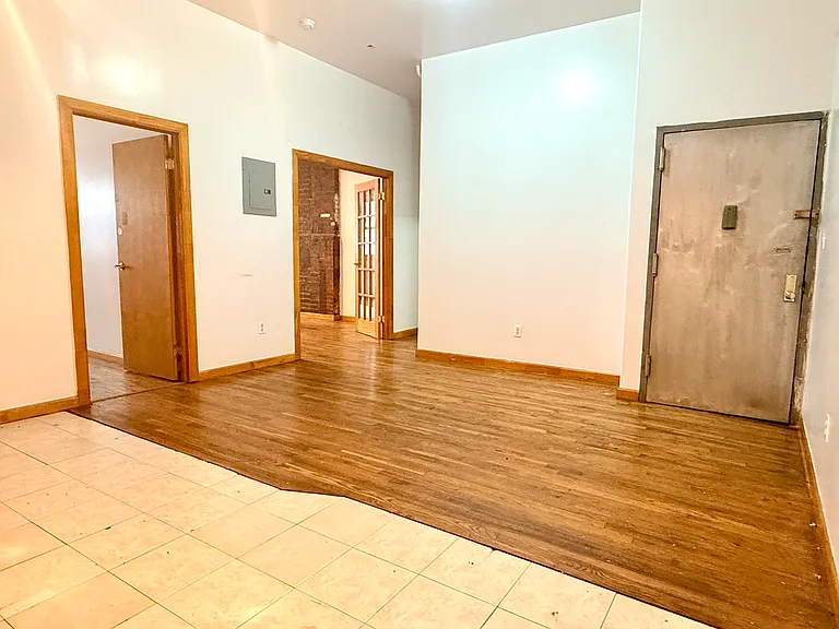 1505 Broadway #3R — Photo 11