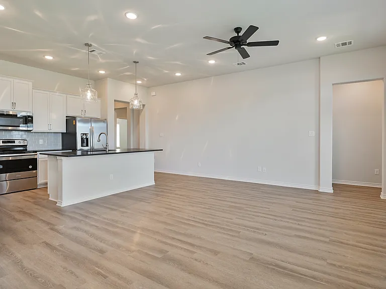 3124 Tarleton Ct — Photo 3