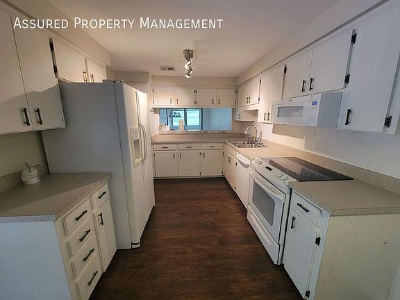 4th image of 619 Woodridge Dr