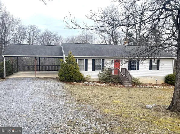 632 Needmore Rd, Martinsburg, WV 25403