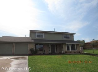 221 SW Crystal Hills Dr, Lawton, OK 73505