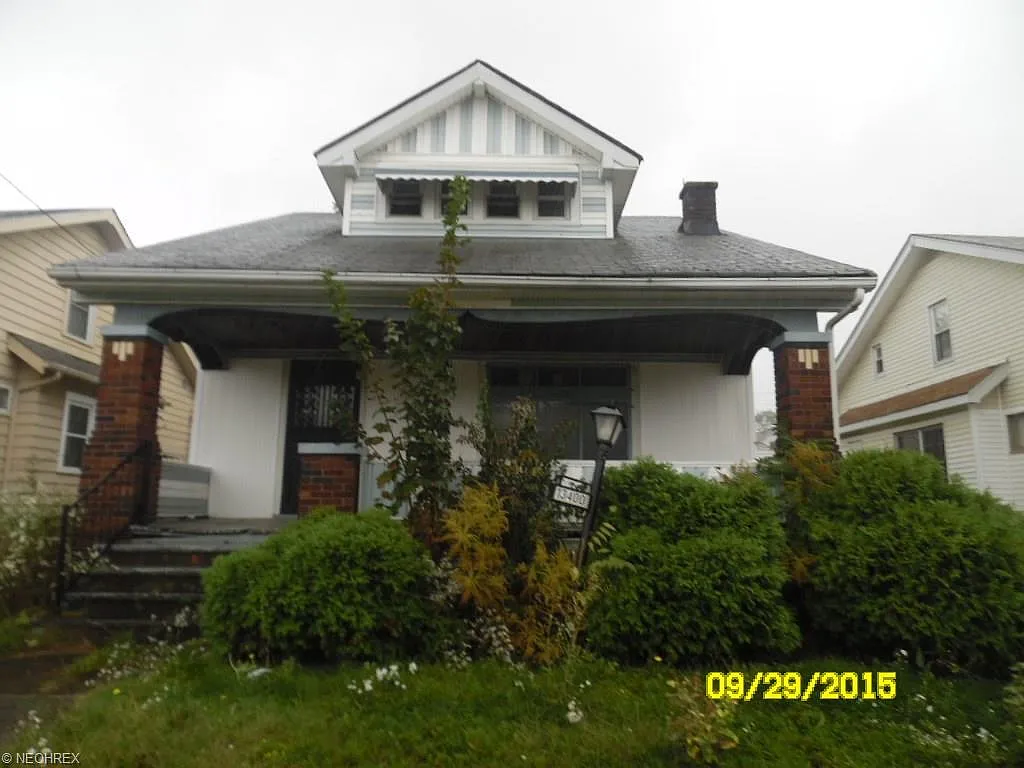 13400 Glendale Ave photo 1