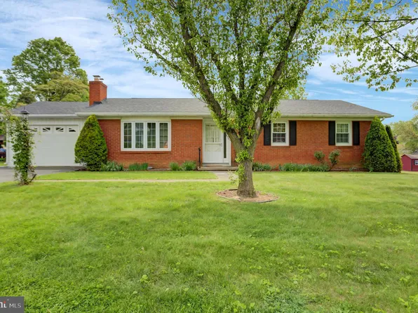 13394 Old Mill Rd, Waynesboro, PA 17268