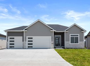 3413 NE 12th St, Ankeny, IA 50021