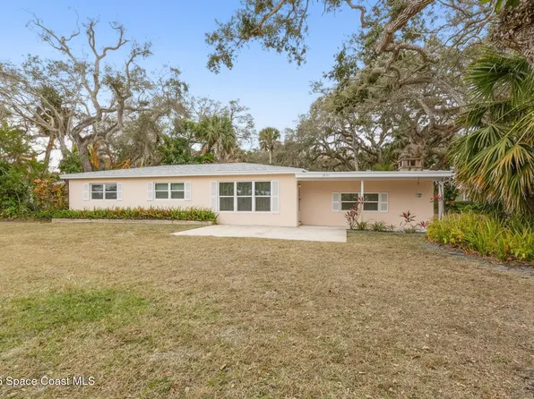 3835 Mockingbird Dr, Vero Beach, FL 32963