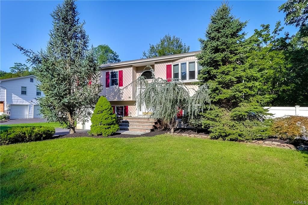 10 Creekview Dr, Thiells, NY 10984 | Zillow