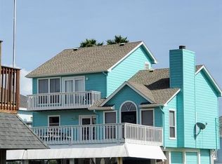 22810 Vida St, Galveston, TX 77554