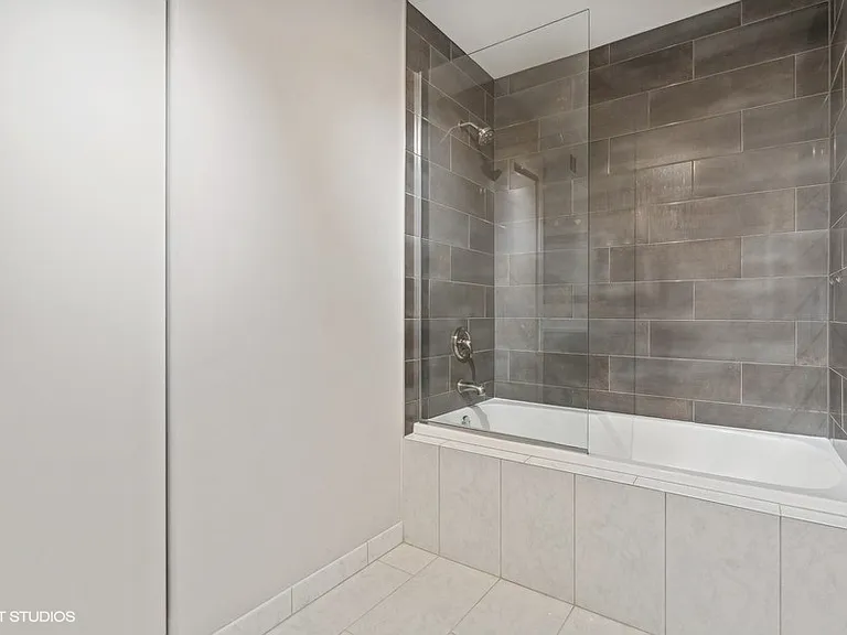 1160 S Michigan Ave #3105 — Photo 10