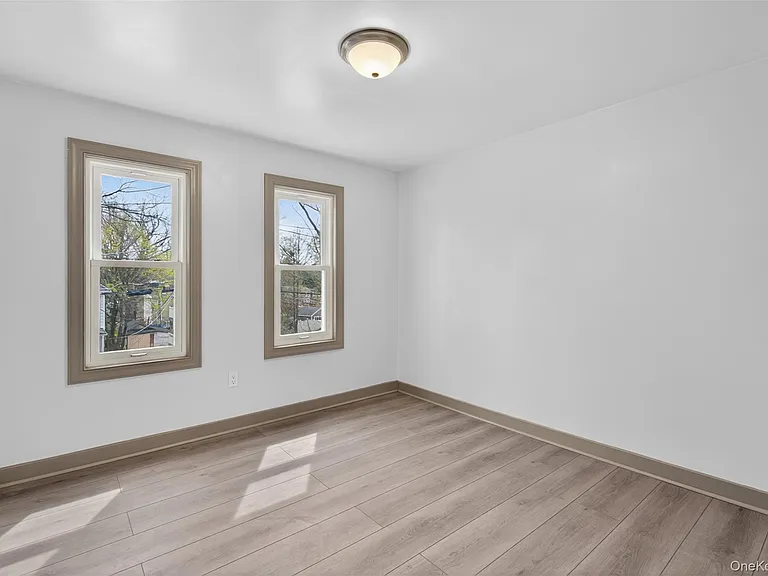 62 Poplar St — Photo 24