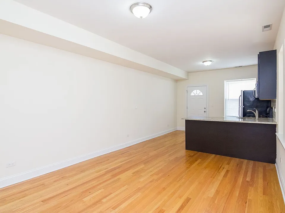 2035-37 W Arthur Avenue 6446 56 N Seeley Ave