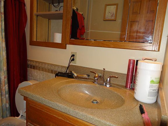 4th image of 342 Birchwood Ct