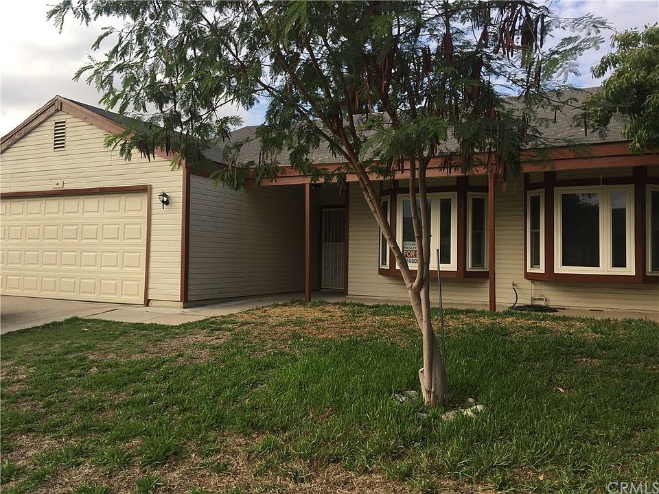 1st image of 24810 Chippendale St
