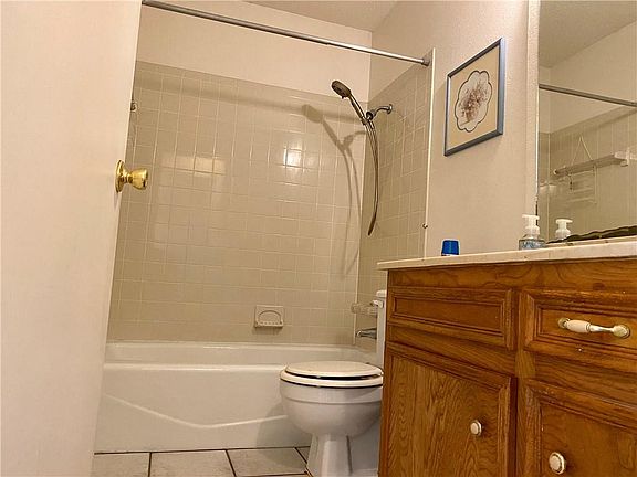 5th image of 114 Hycrest Dr