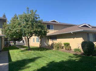421 W Santa Ana Ave APT 2, Clovis, CA 93612