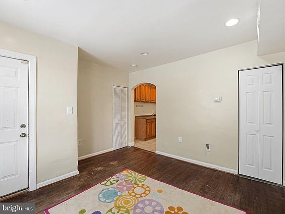 5th image of 1707 H St NE