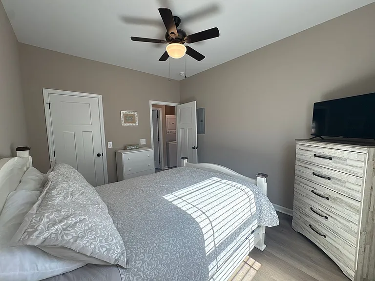 404 Cedar Lane — Photo 18